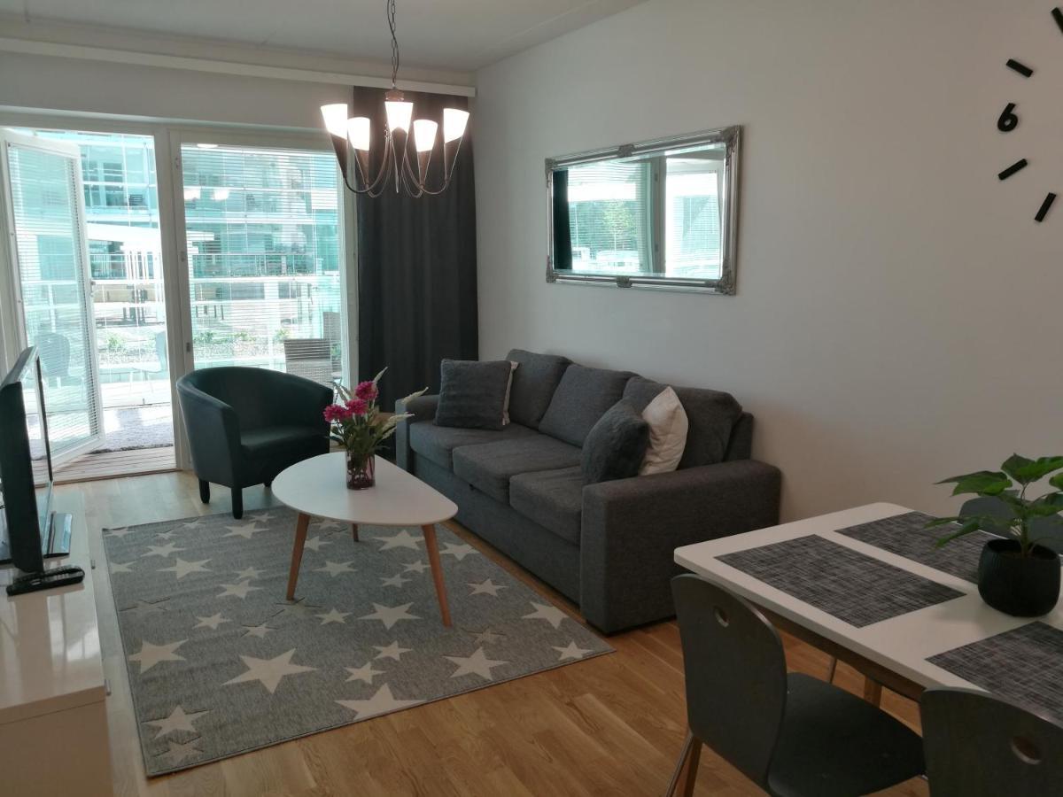 Starhomes Double Lux 8 Oulu Exterior foto